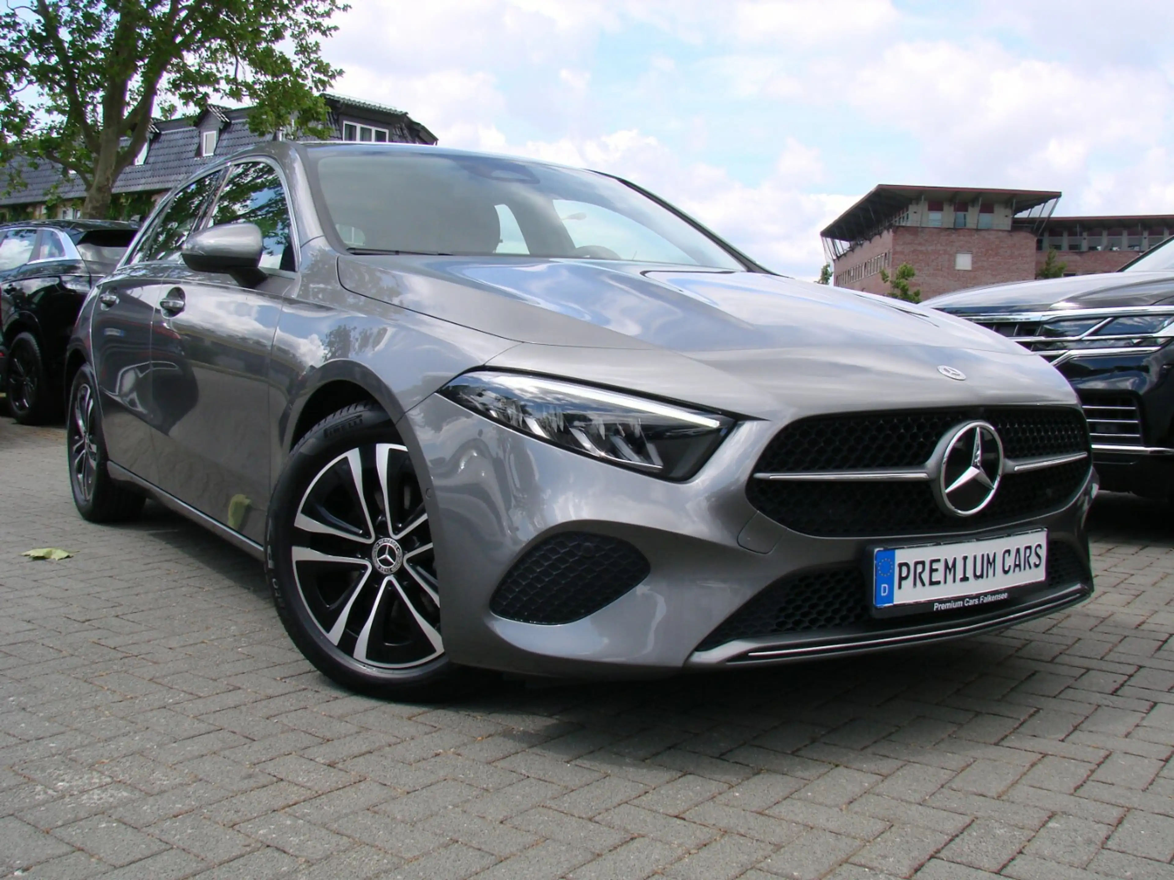 Mercedes-Benz A 200 d Urban Progressive DISTR Pro LED Kamera