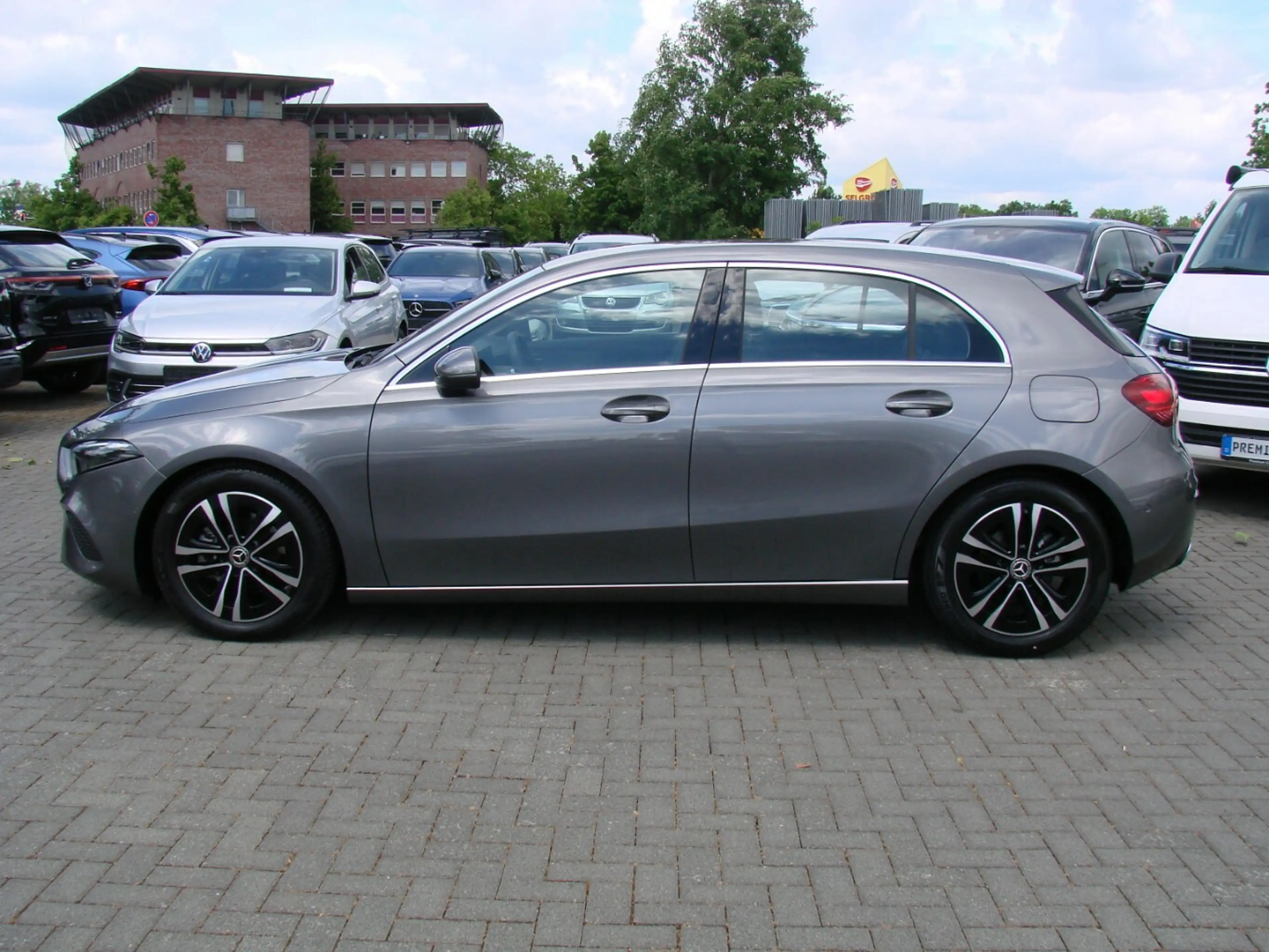 Mercedes-Benz A 200 d Urban Progressive DISTR Pro LED Kamera — photo 5