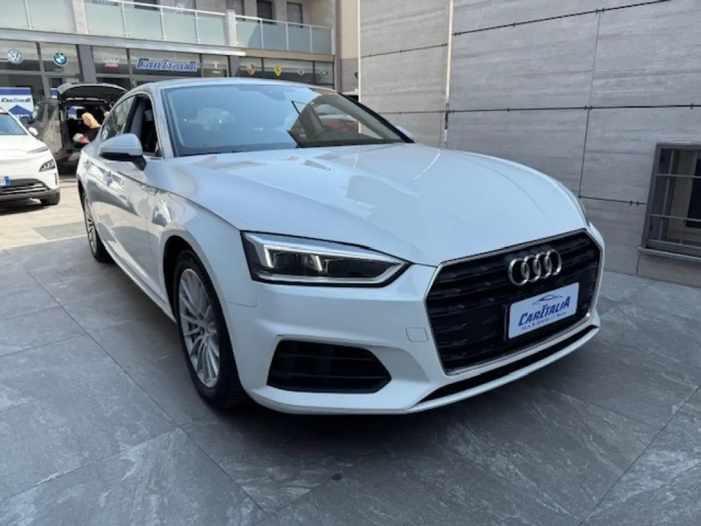 Audi A5 SPB 40 g-tron S tronic Business METANO SCADE 2027 Blanc - 1