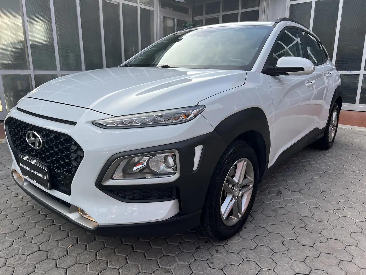 Hyundai KONA 1.0 t-gdi Style Premium Pack 2wd 120cv Biały - 1