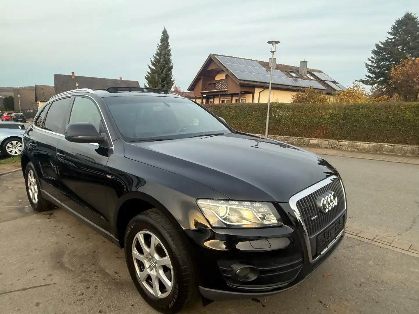 Audi Q5 2.0 TDI 125 kW quattro*NEU*TÜV*NAVI*S*line* Schwarz - 1