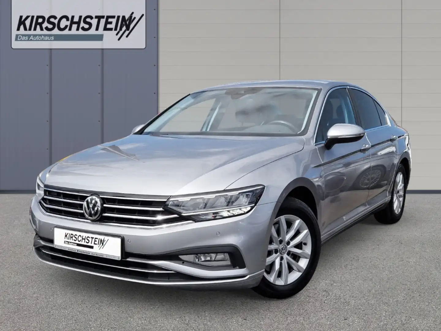 Volkswagen Passat Limousine Business 1.5 TSI BMT Fahrassistent Argento - 1