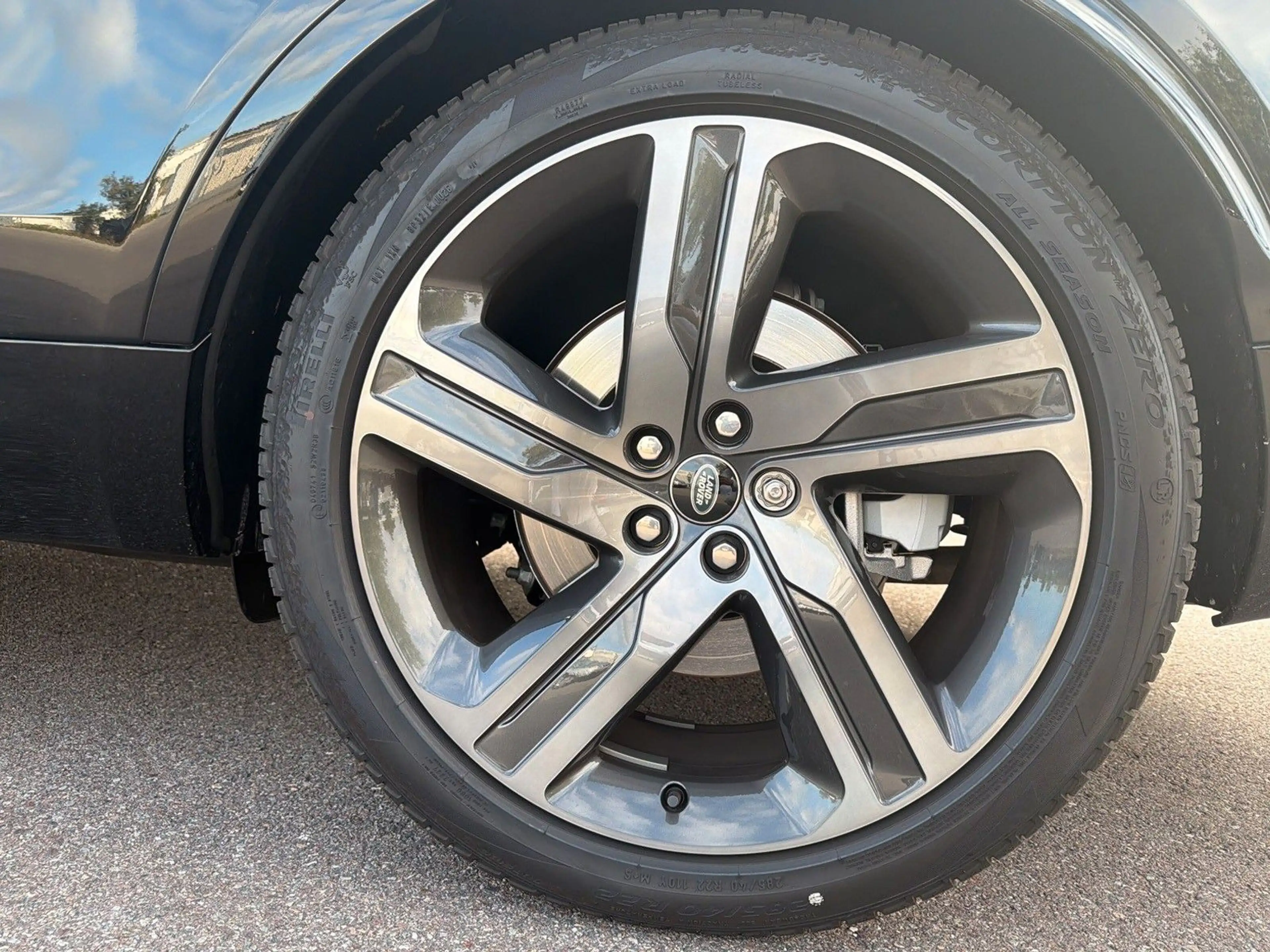 Land Rover Discovery D350 AWD DYNAMIC HSE 7-Sitzer AHK ACC — photo 9