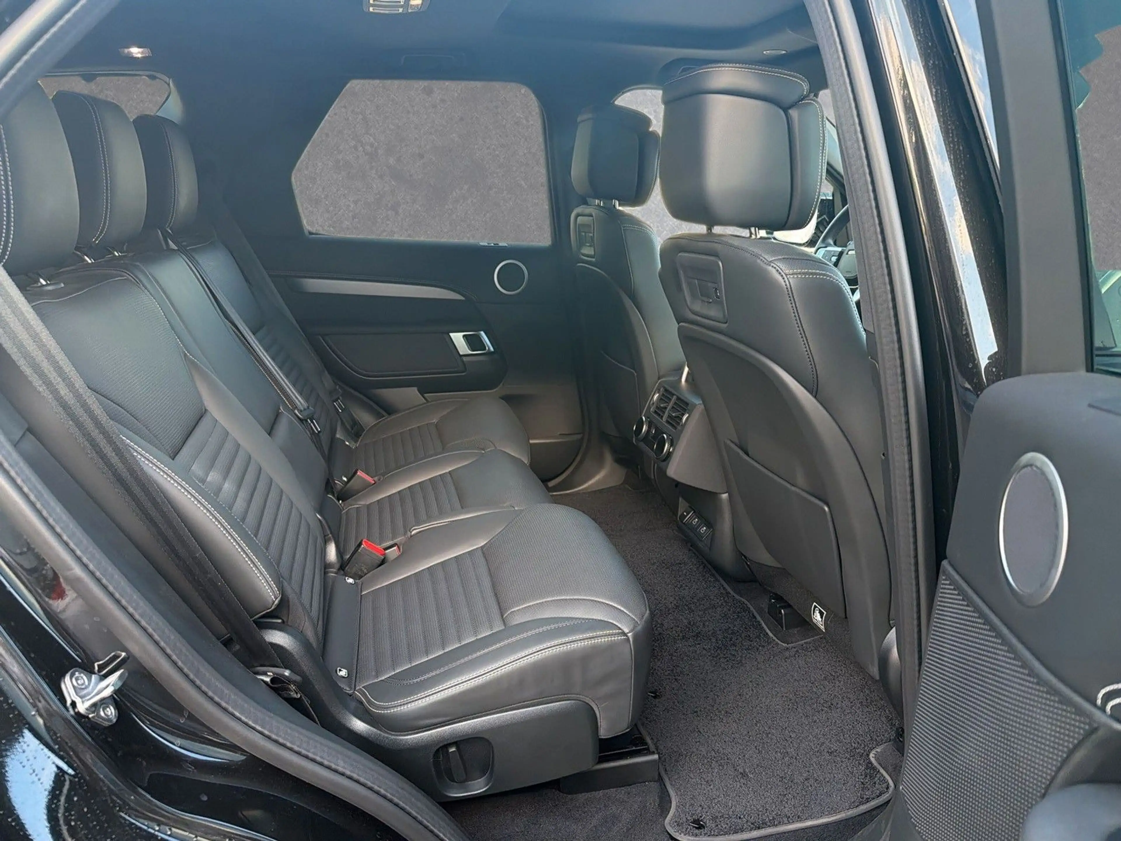 Land Rover Discovery D350 AWD DYNAMIC HSE 7-Sitzer AHK ACC — photo 5