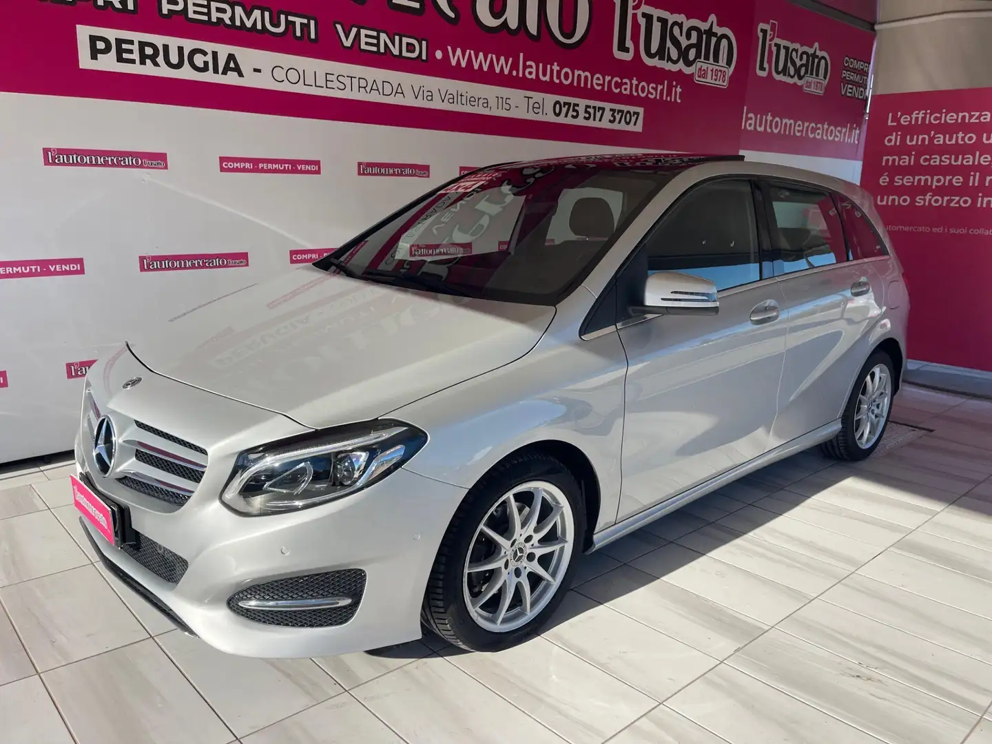 Mercedes-Benz B 200 B 200 d Automatic 4Matic Business Extra Argento - 1