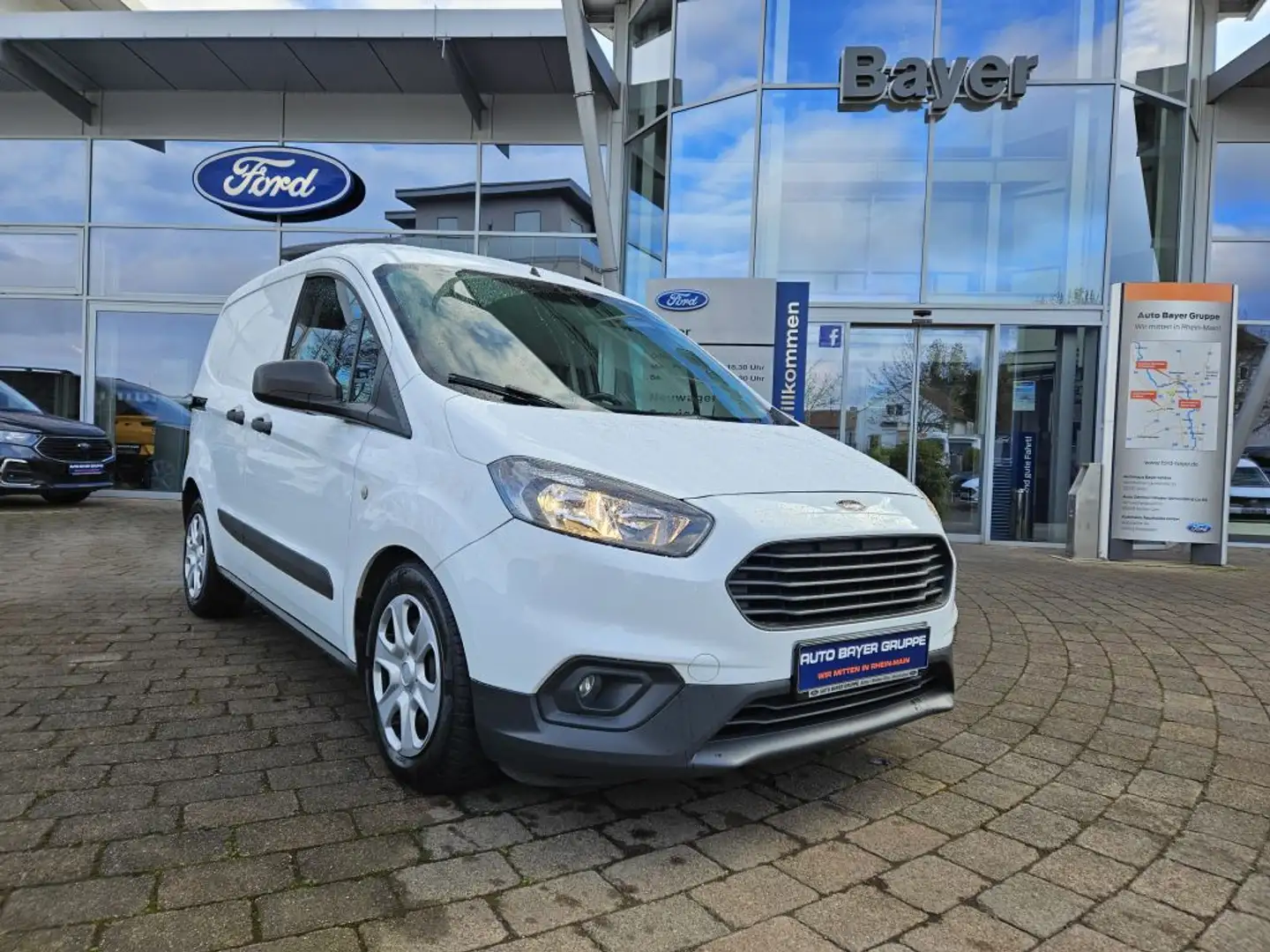 Ford Transit Courier S&S Trend Weiß - 1