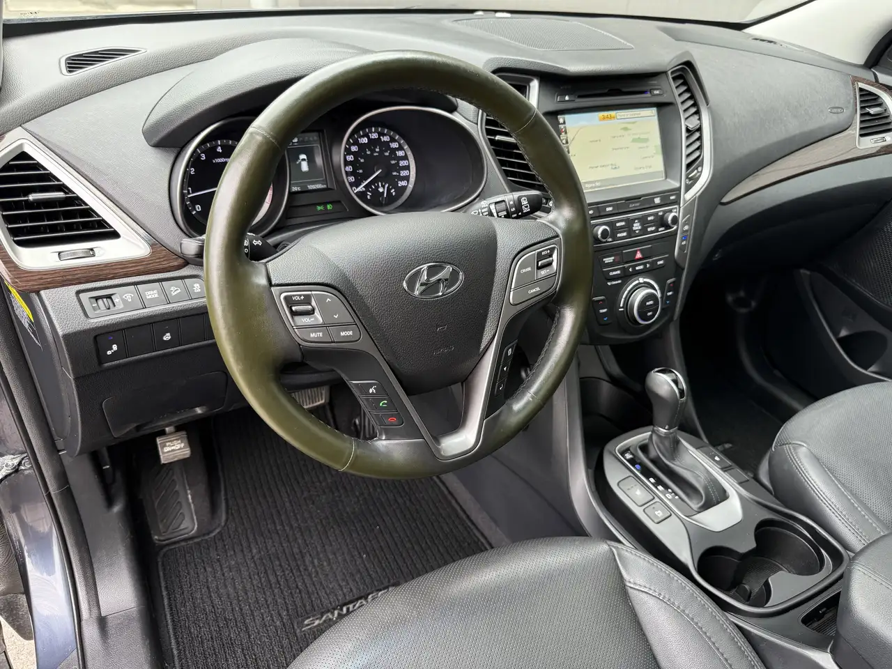 Hyundai SANTA FE снимка Hyundai SANTA FE