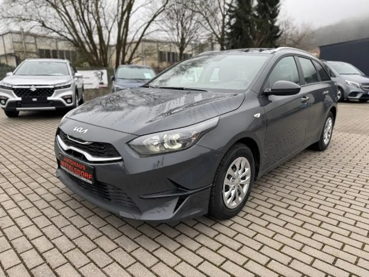 Kia Ceed SW / cee'd SW Ceed 1.0 T-GDI Vision (Euro 6e) Grau - 1