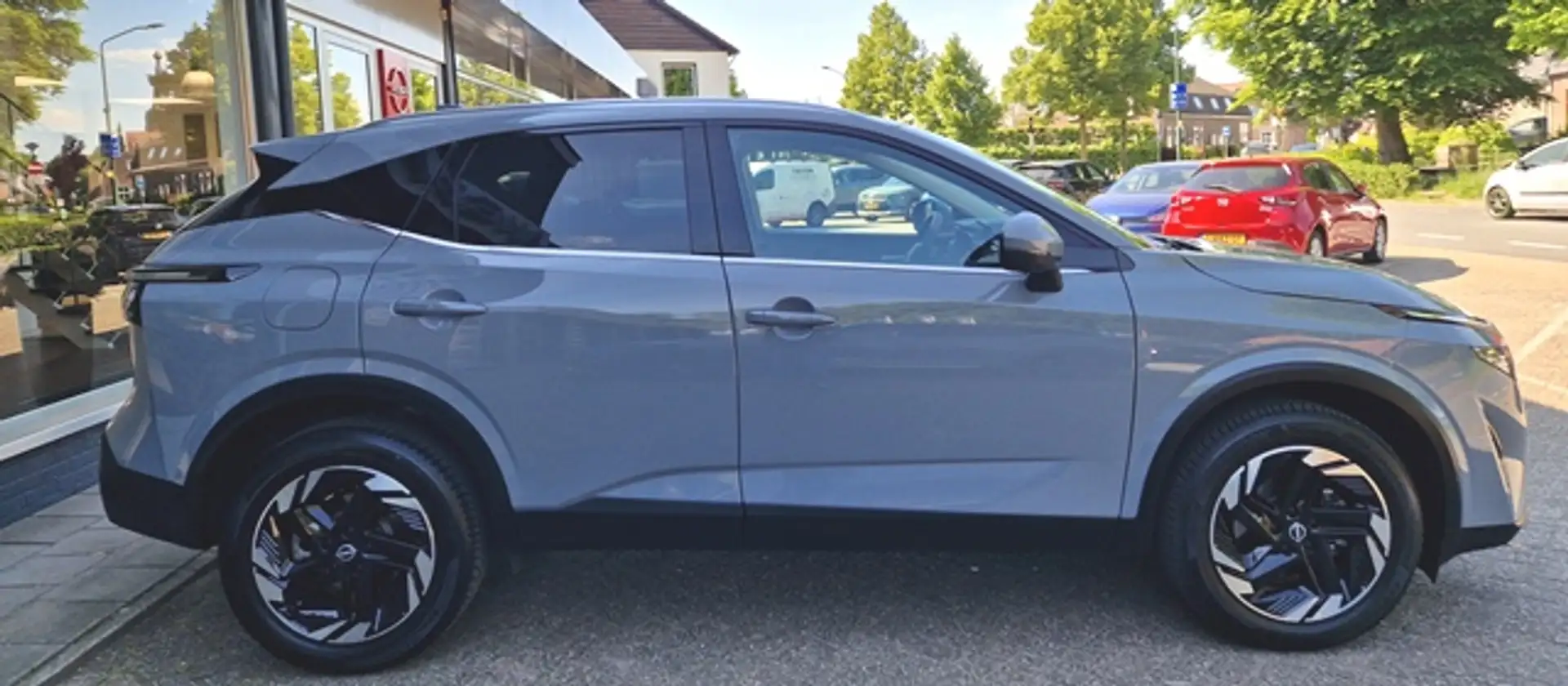 Nissan Qashqai 1.3 158PK DIG-Turbo Mild-Hybrid X-Tronic A/T N-Con Gris - 2