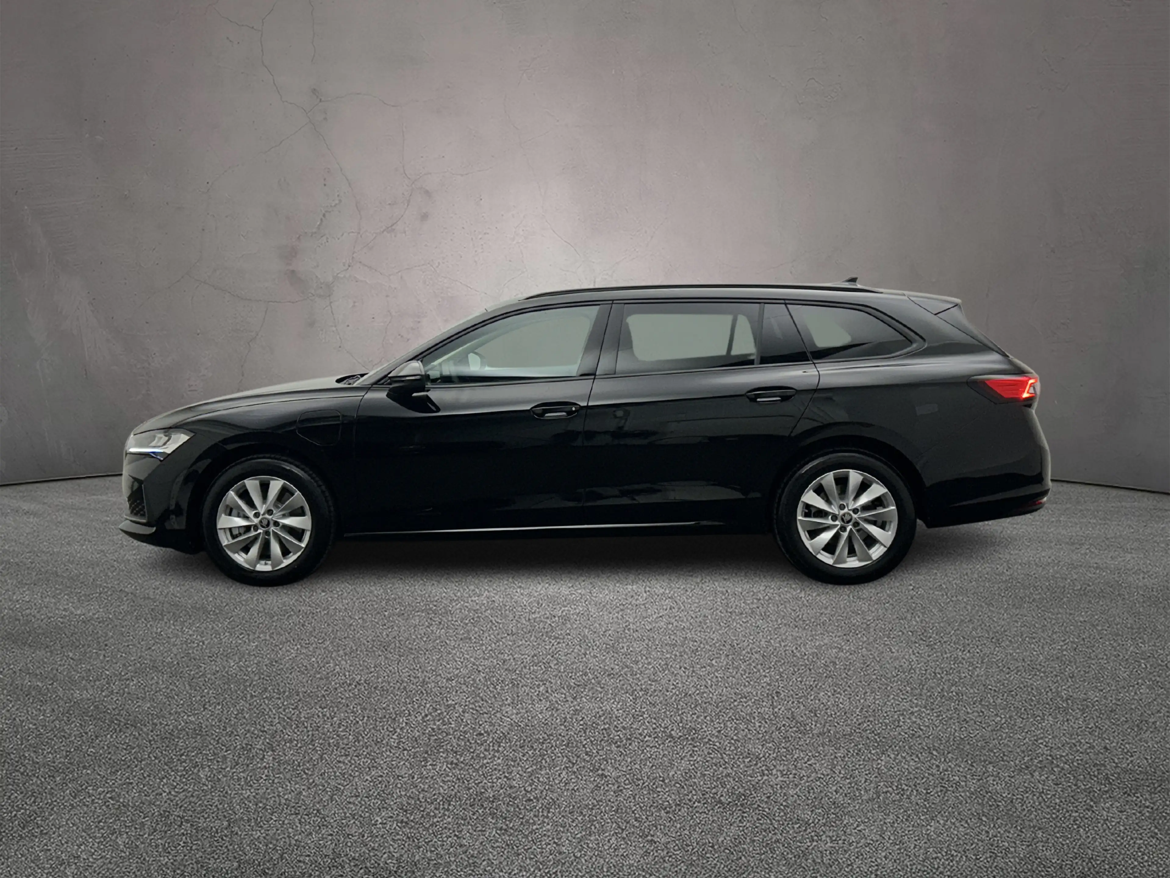 Skoda Superb Combi 1.5 TSI iV 204pk Edition €43.990,- incl inru — photo 2