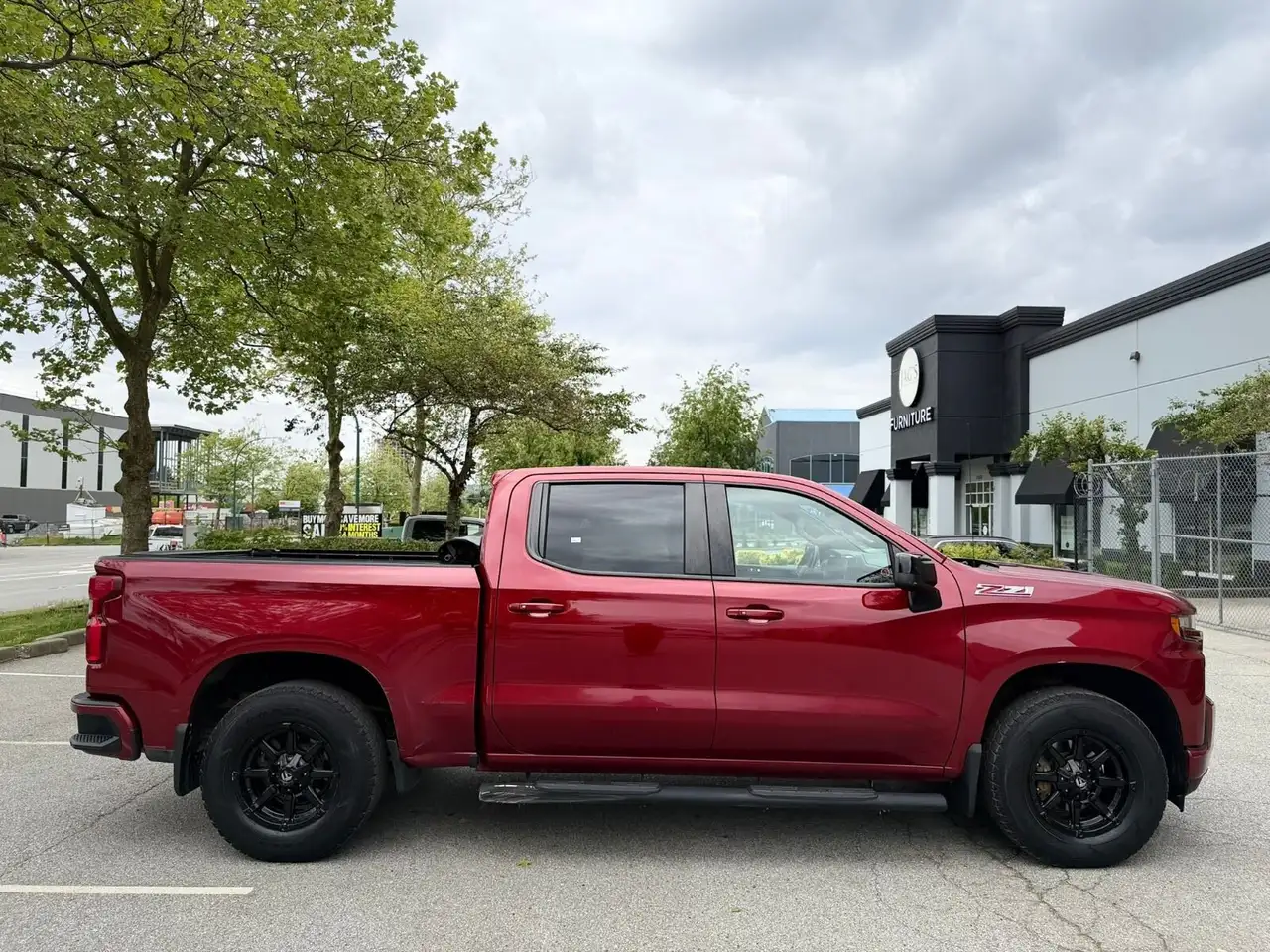 Chevrolet Silverado 1500 снимка Chevrolet Silverado 1500