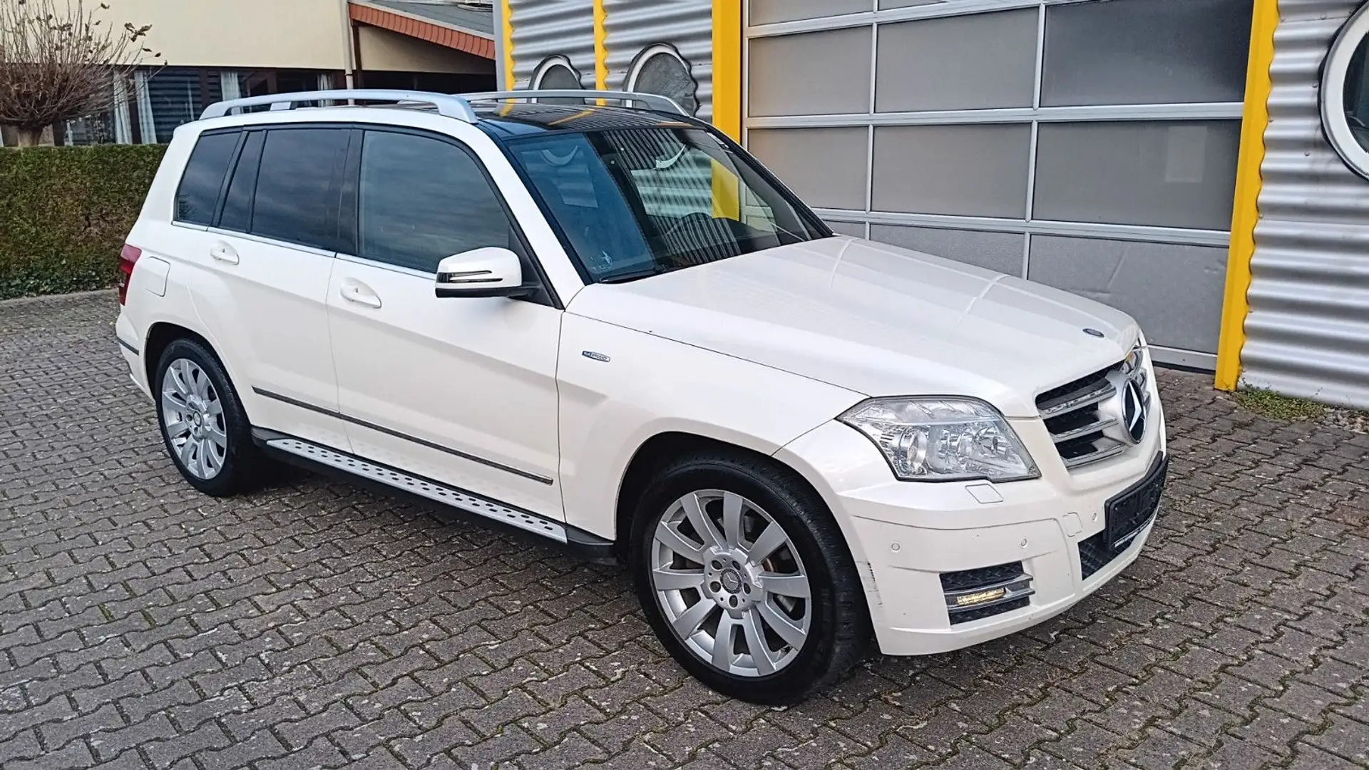 Mercedes-Benz GLK 220 SPORTPAKET / PANORAMA/ LEDER Mod. 12 Weiß - 2