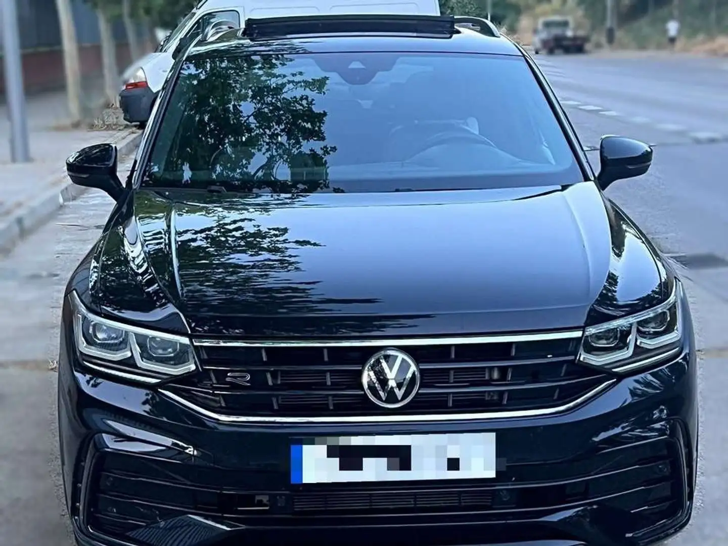 Volkswagen Tiguan 2.0TDI R-Line 4Motion DSG 110kW Negro - 2