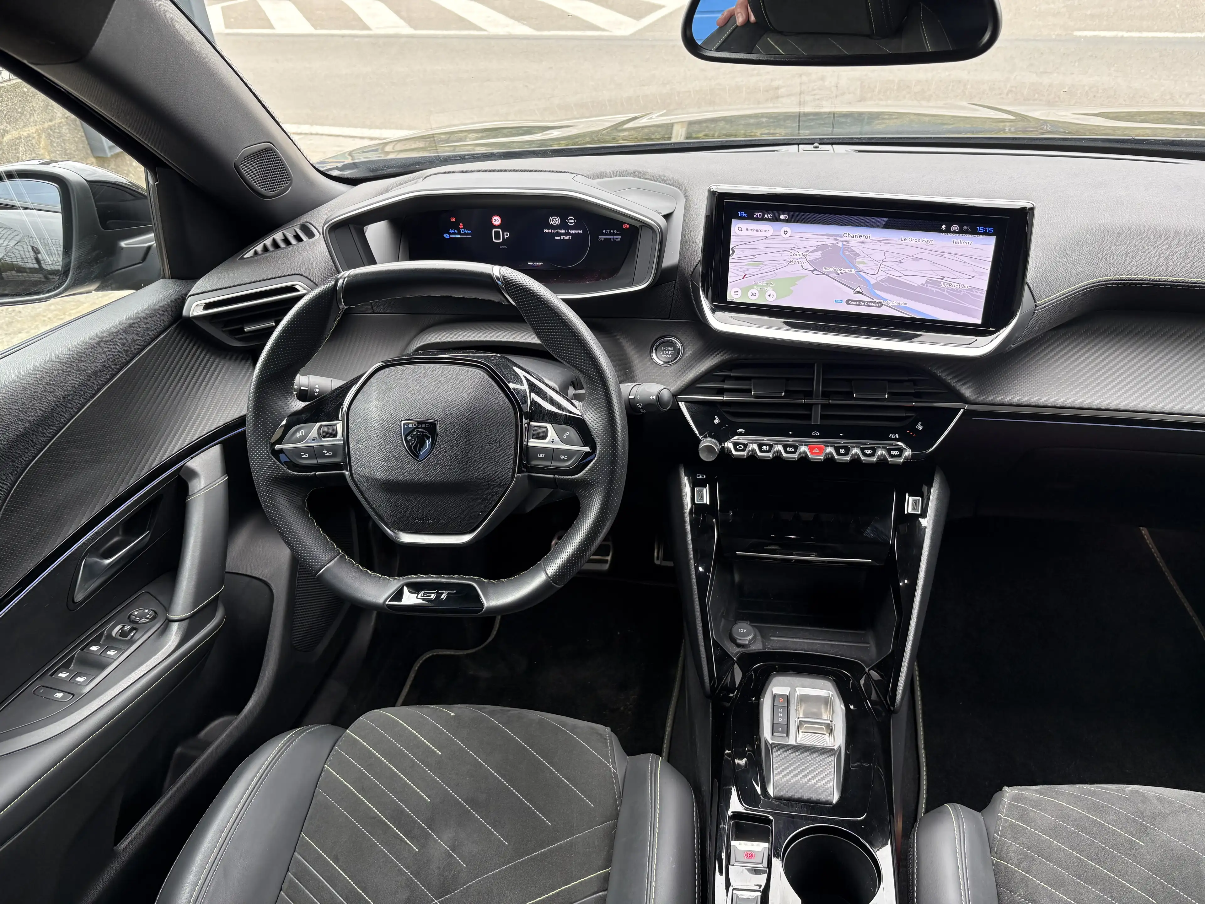 Peugeot e-2008 e-2008 54 kWh GT GT — photo 6
