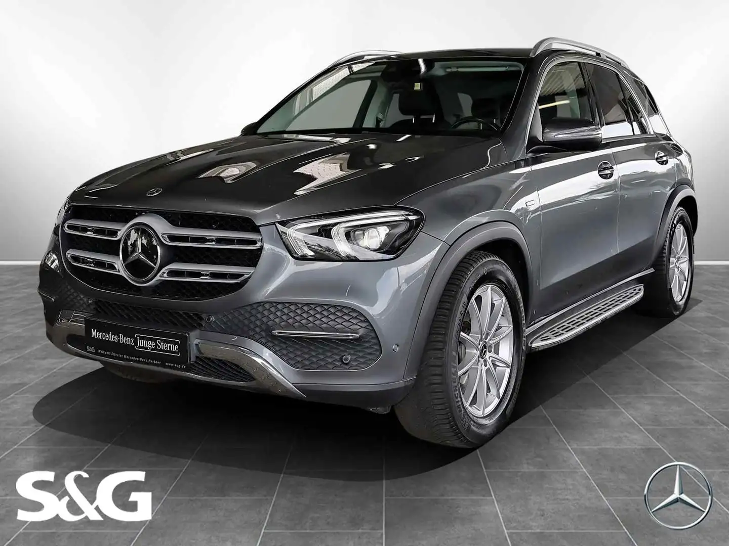 Mercedes-Benz GLE 350 de 4M AHK+DISTRO+KAMERA+CARPLAY+LED+19" Grau - 1
