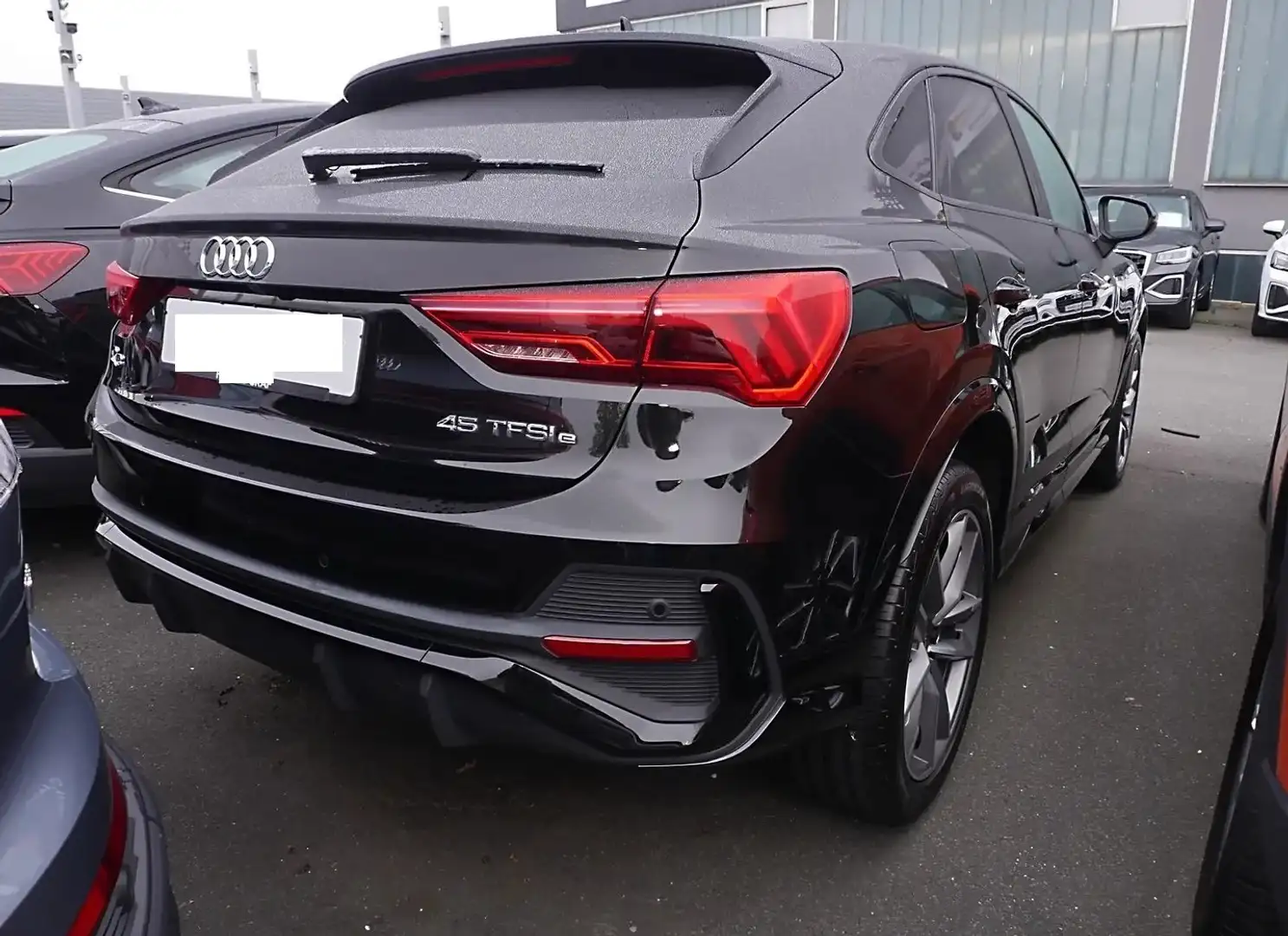 Audi Q3 sportback 45 1.4 tfsi e 2X S line edition s-tronic Noir - 2