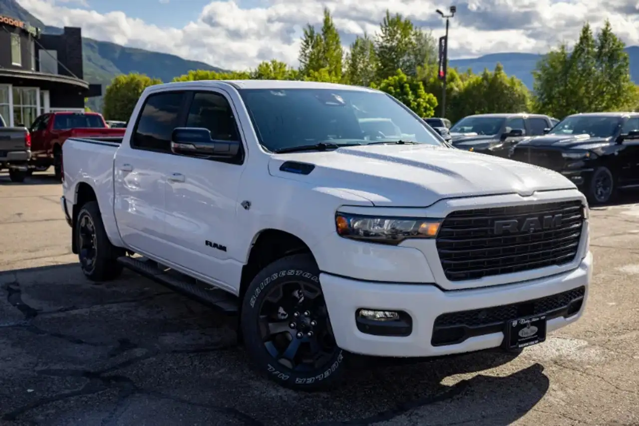 RAM 1500 снимка RAM 1500