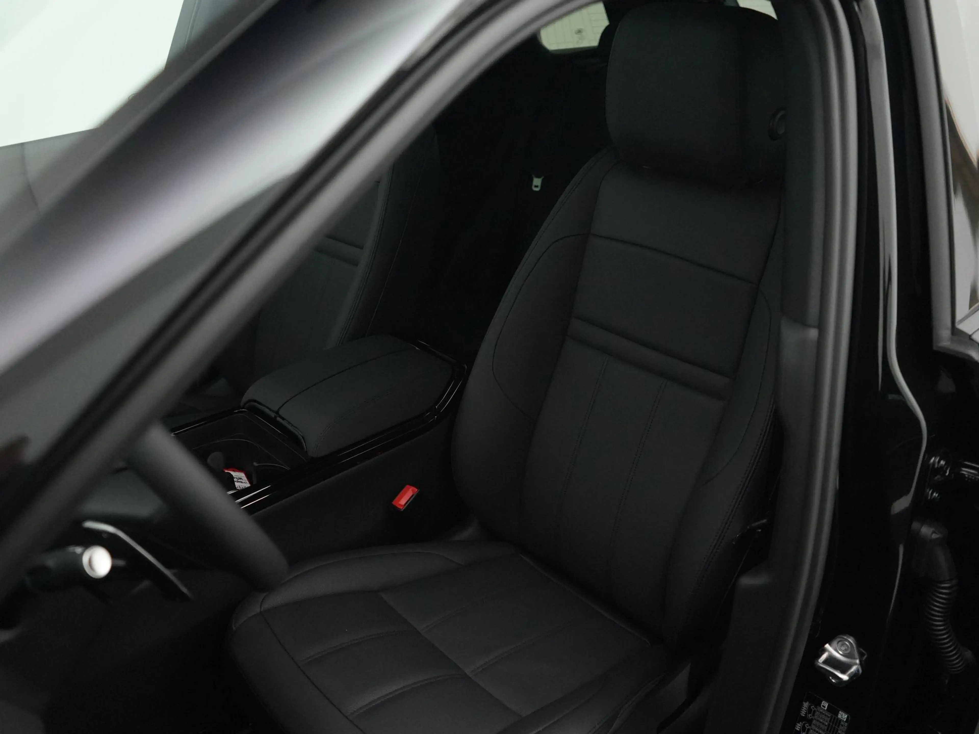 Land Rover Range Rover Evoque 1.5 P270e PHEV AWD Business Dynamic Edition | Nu m — photo 7