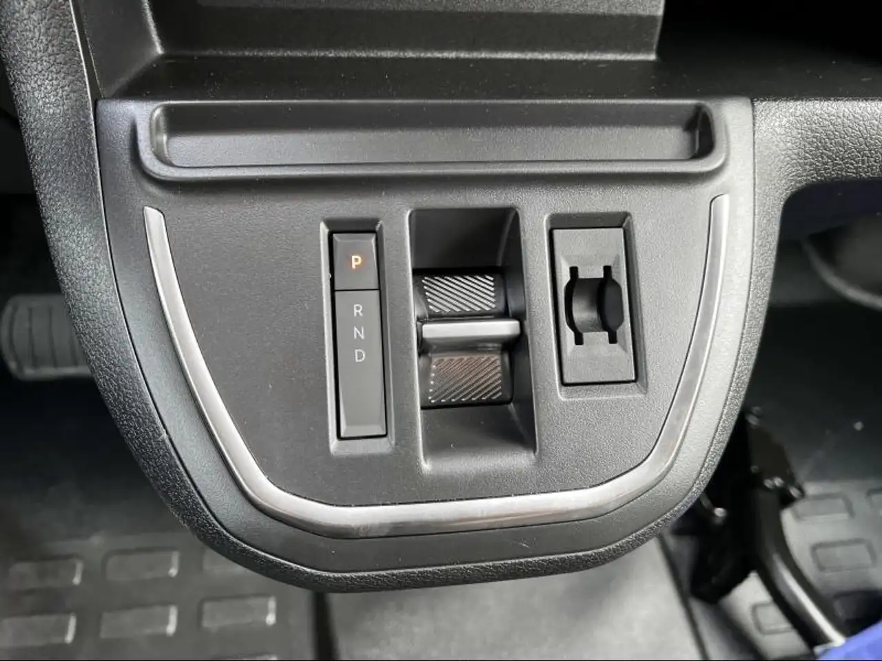 Peugeot Expert 2.0 BlueHDI 180 EAT8 Premium 16