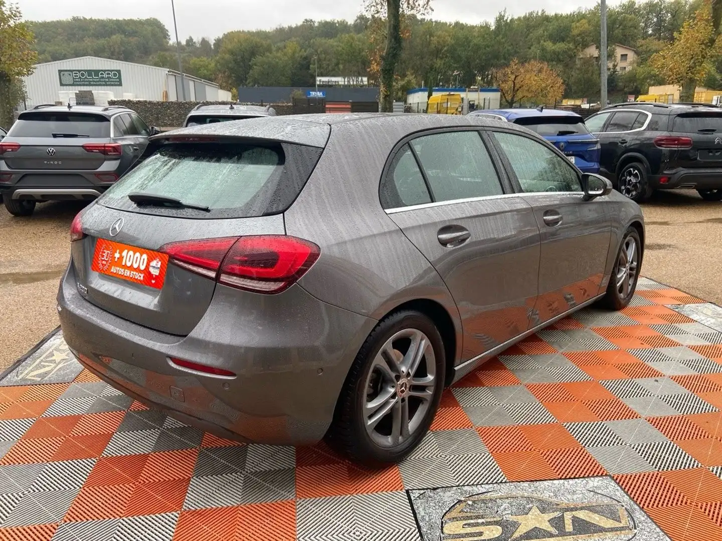 Mercedes-Benz A 200 200 STYLE LINE 7G-DCT Gris - 2