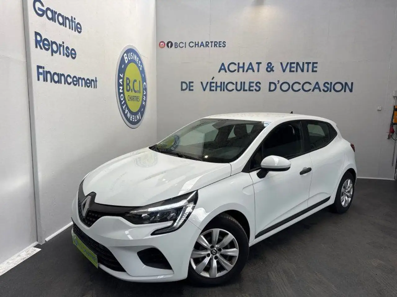Renault Clio V STE 1.0 SCE 65CH AIR - 21