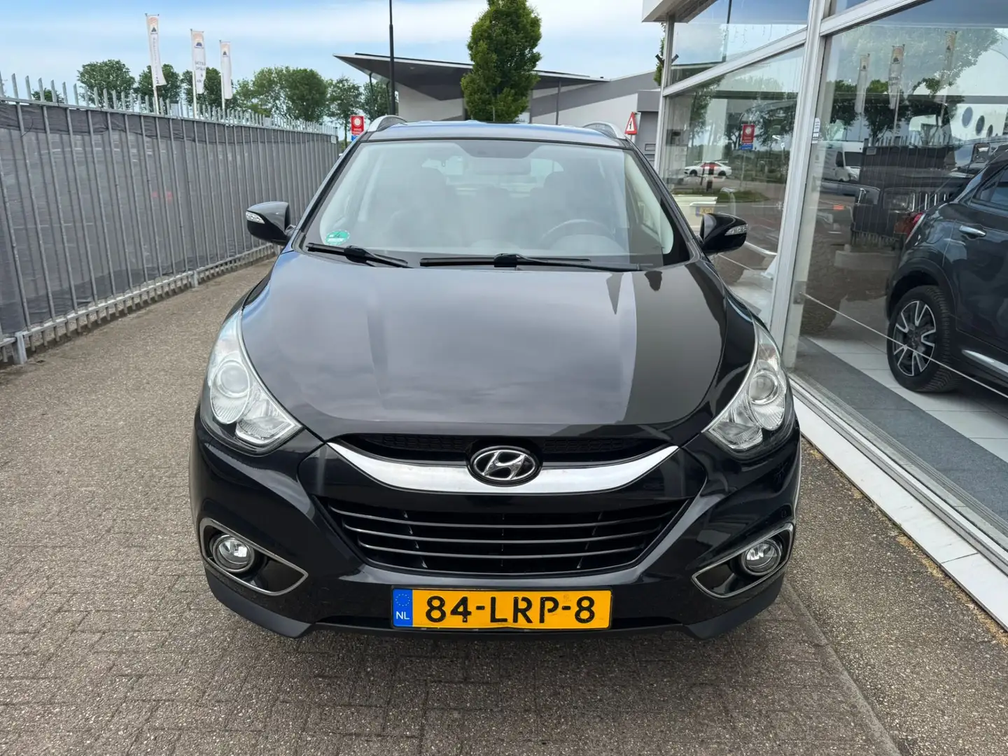 Hyundai iX35 SUV | 2.0i Style | 1e eigenaar | Airco | Navigatie Zwart - 2