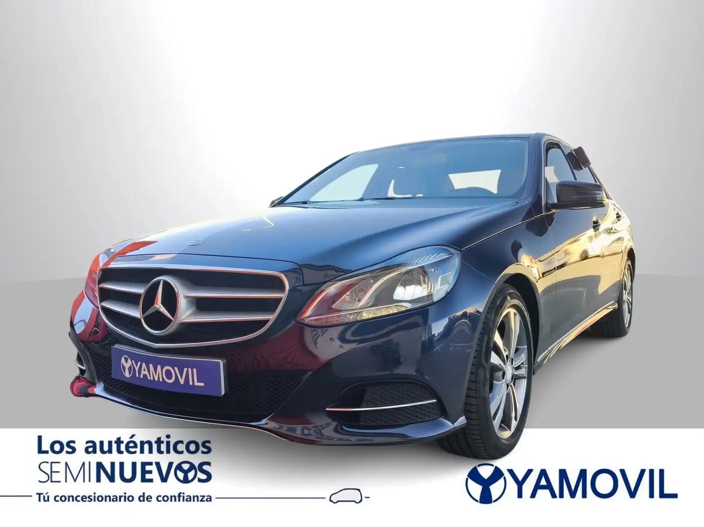 Mercedes-Benz E 220 BT 9G-Tronic Bleu - 1