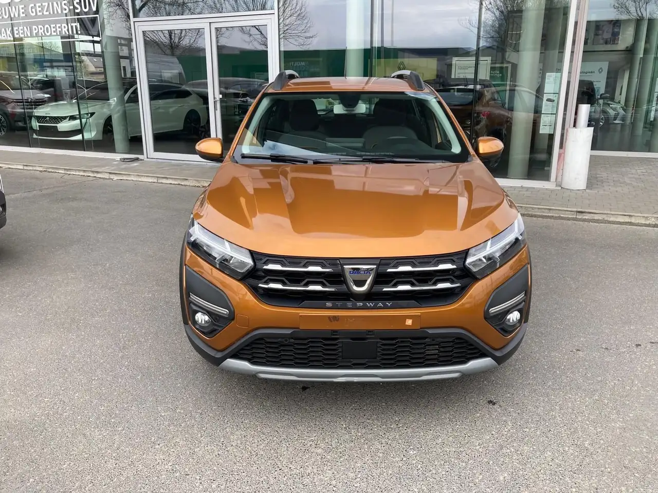 Dacia Sandero Stepway Plus TCe 90 2