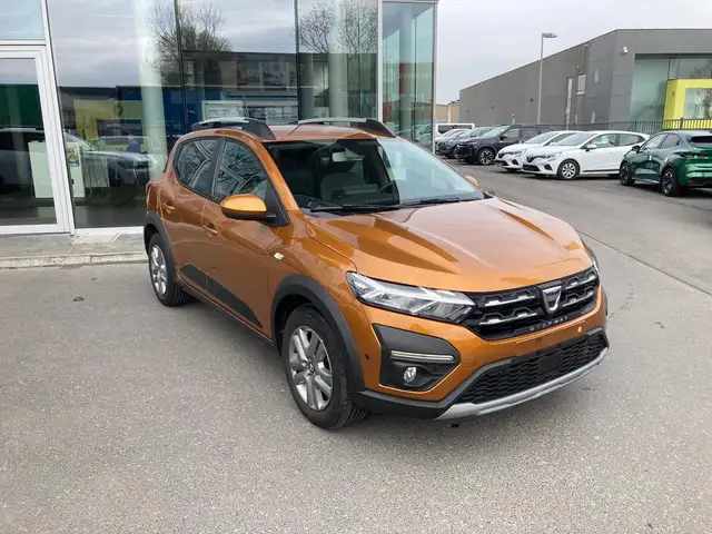 Dacia Sandero Stepway Plus TCe 90