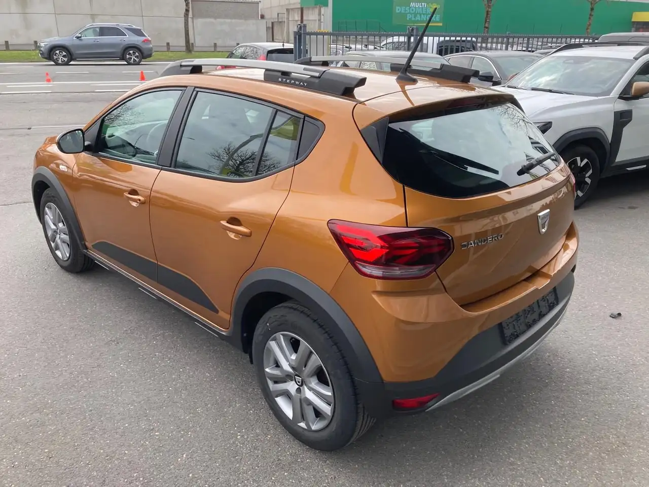 Dacia Sandero Stepway Plus TCe 90 6