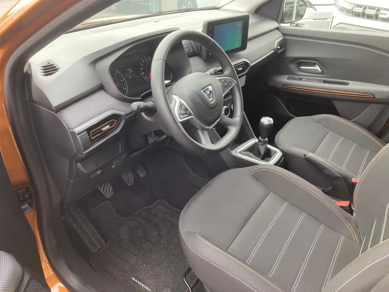 Dacia Sandero Stepway Plus TCe 90 10