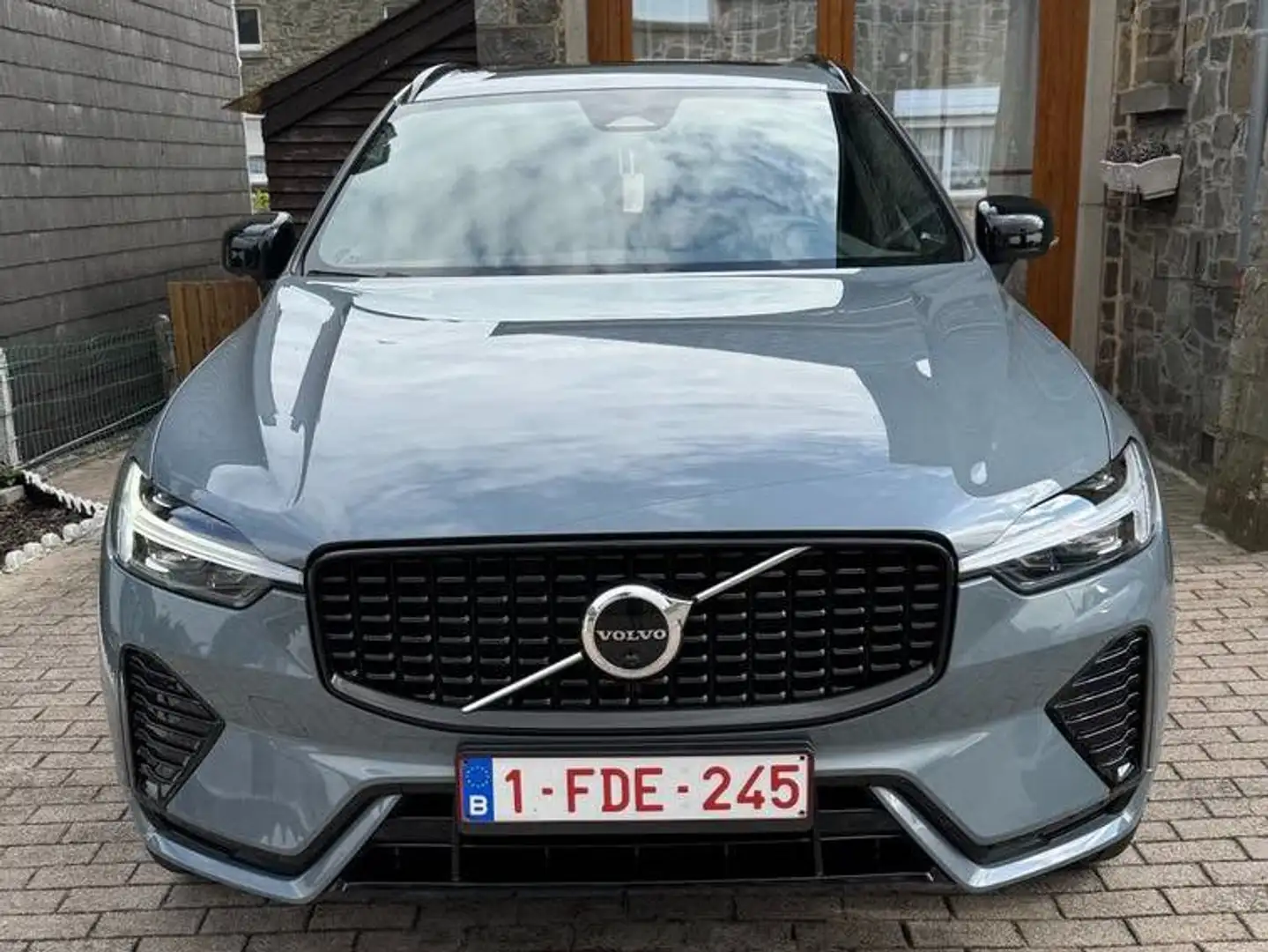 Volvo XC60 XC60 2.0 B4 MHEV Plus Dark Garantie Gris - 2