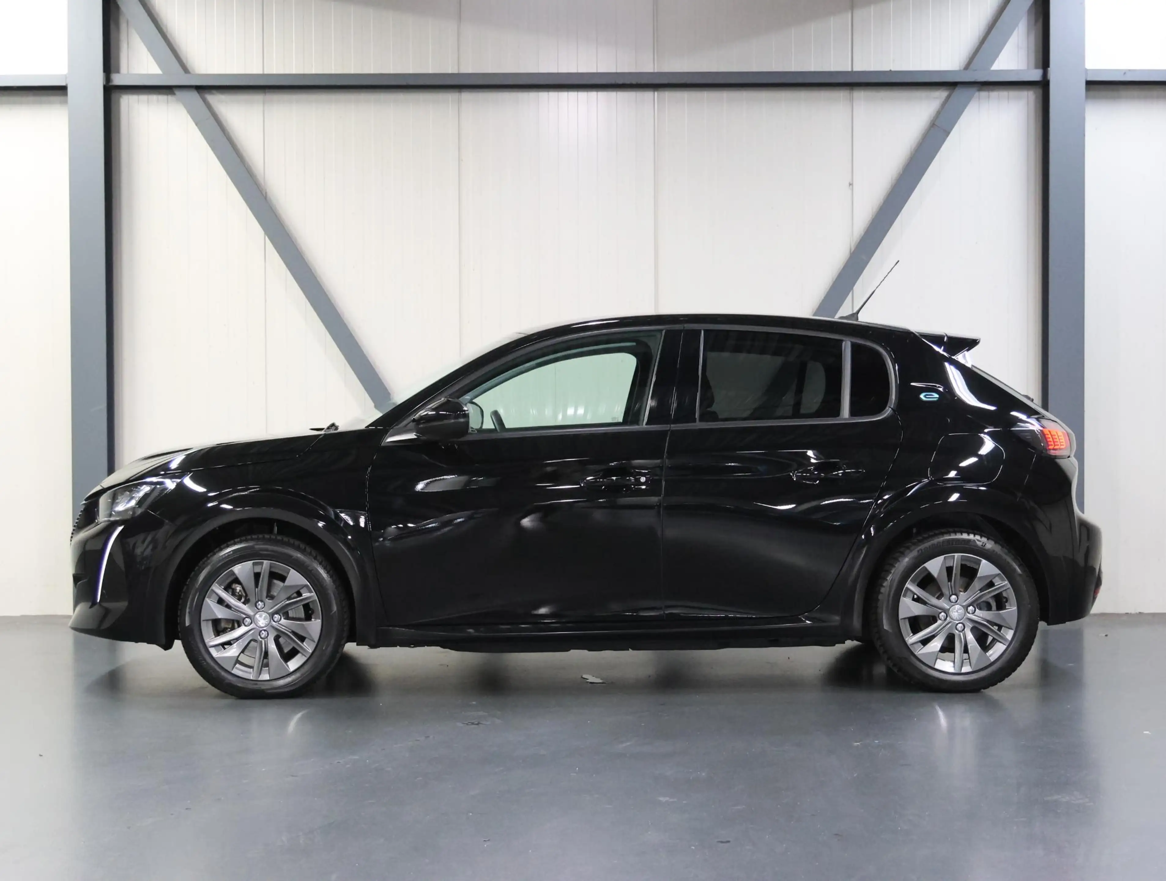 Peugeot e-208 Allure Pack 50kWh | 1ste eigenaar | ACCU 91% | Cam — photo 2