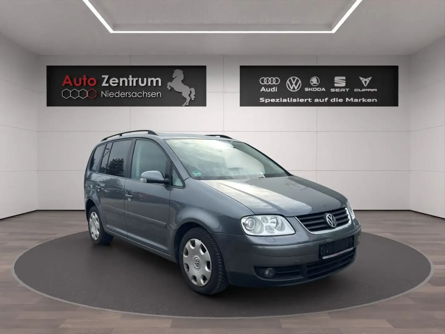 Volkswagen Touran 2.0 TDI AHK*Bi-Xenon*Sitzheizung Gris - 2