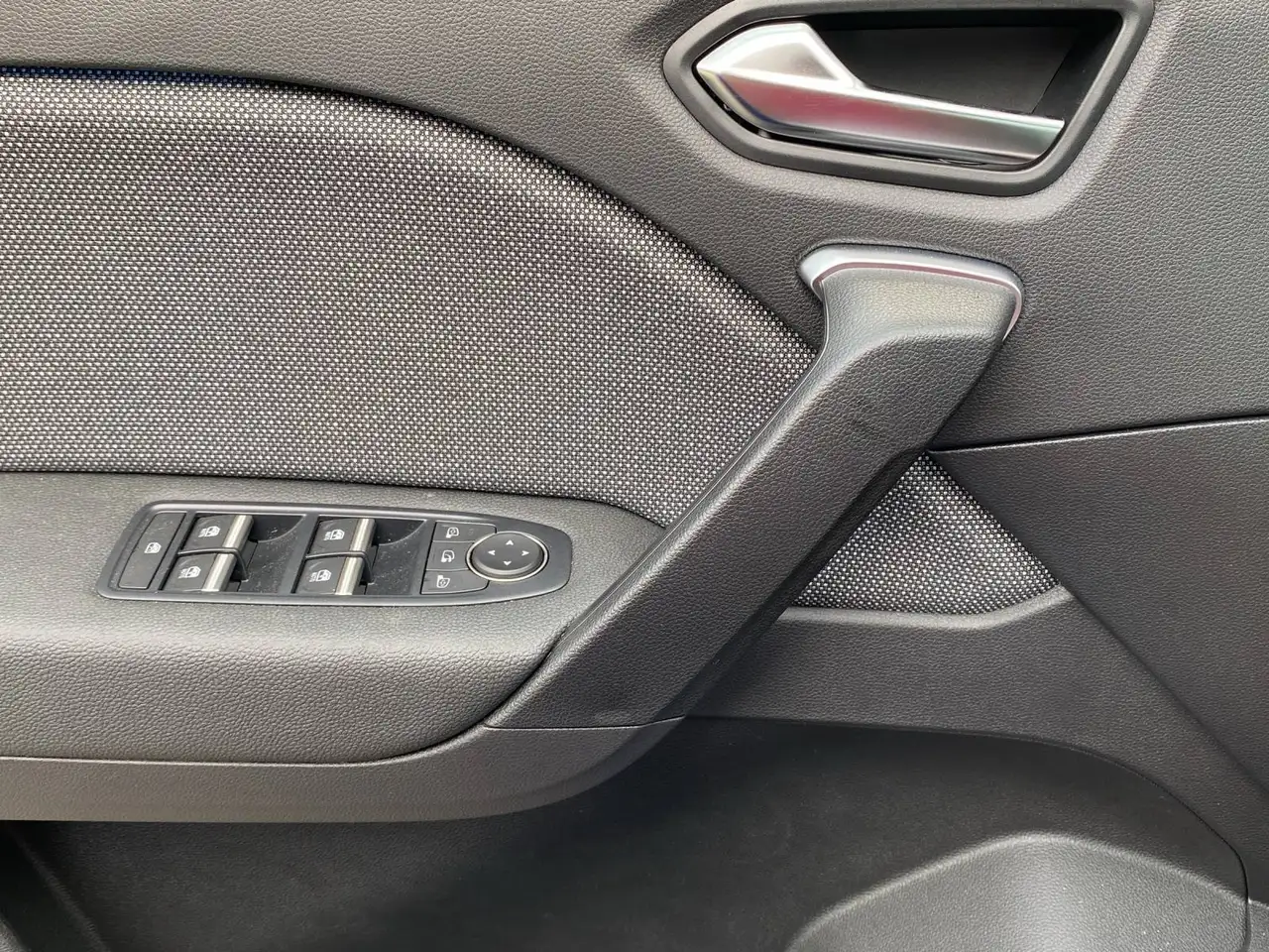 Renault Captur 2026 — фото 18