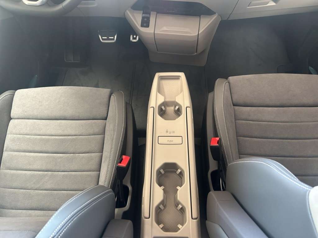 Volkswagen T7