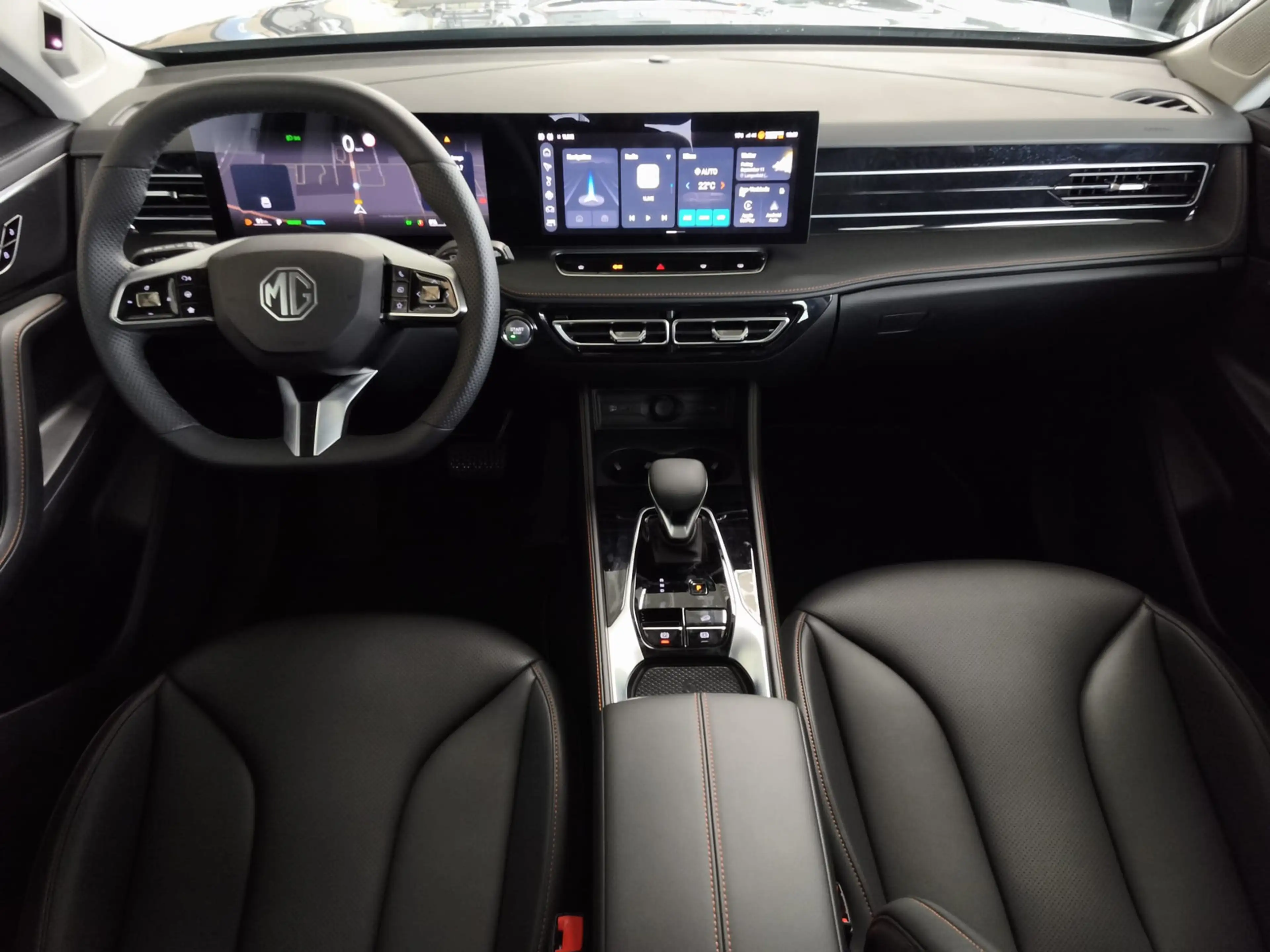 MG HS 1.5 Hybrid+ GDI 125 kW Luxury Navi/LED/|360° — photo 10