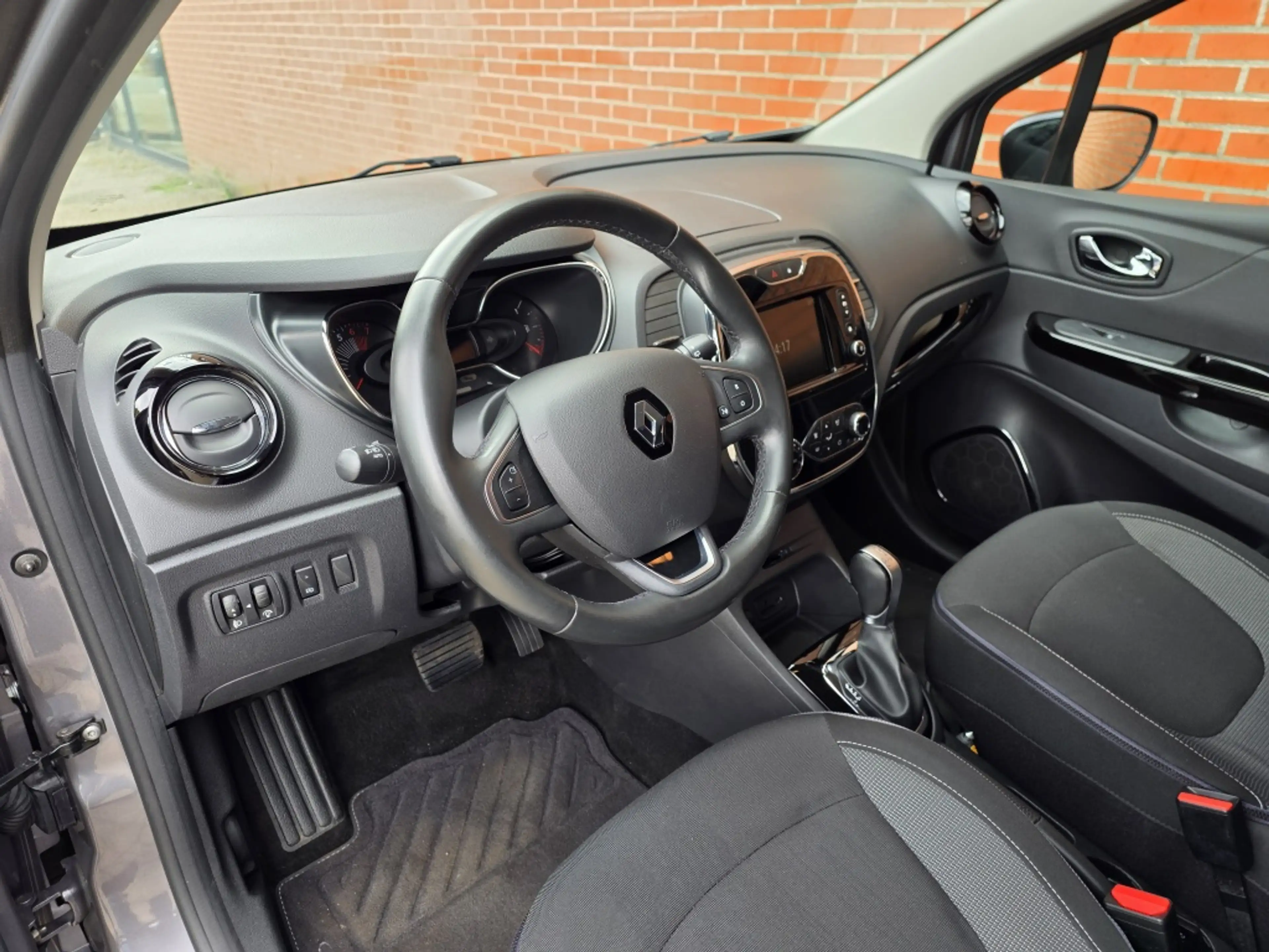 Renault Captur 1.2 TCe 120PK Dynamique Automaat Clima Camera Trek — photo 5