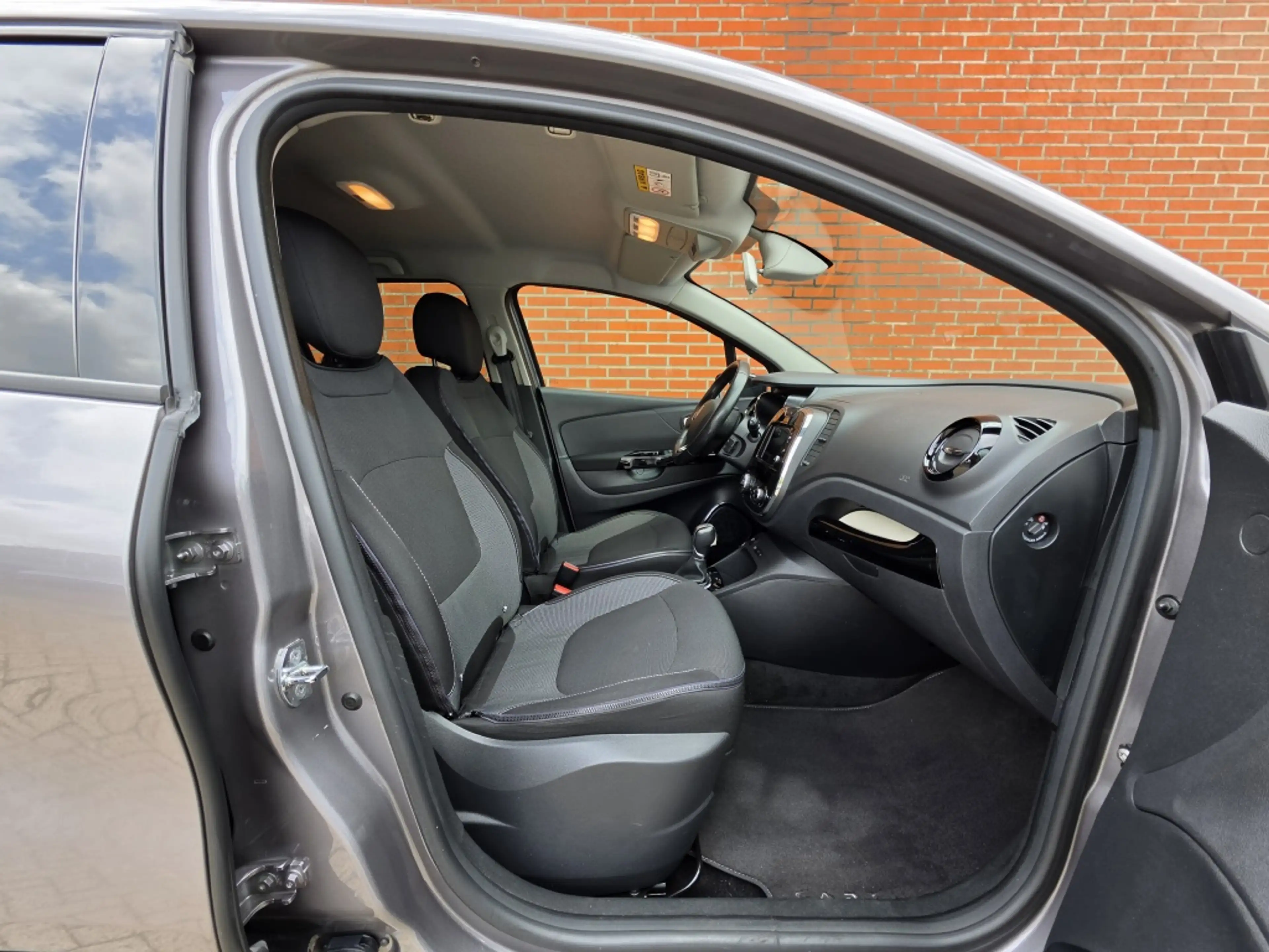 Renault Captur 1.2 TCe 120PK Dynamique Automaat Clima Camera Trek — photo 27