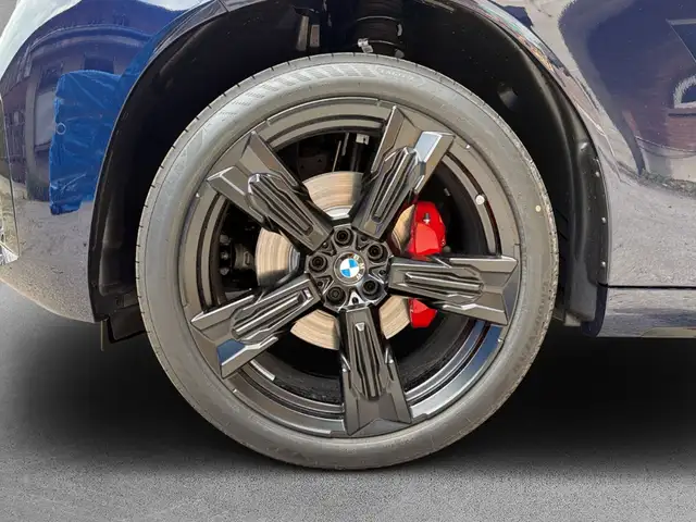 BMW X3 view 7