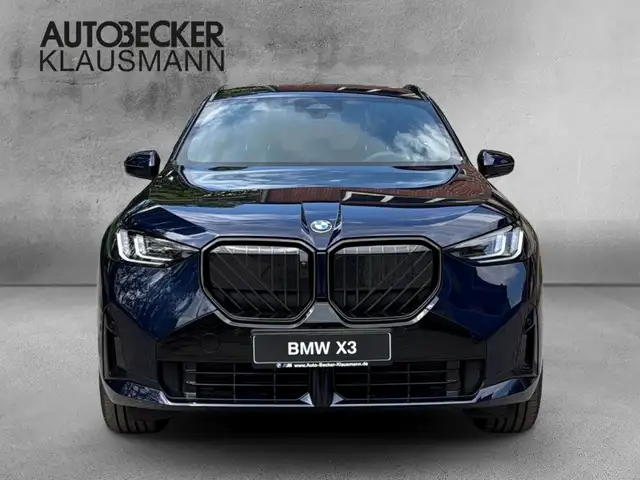 BMW X3 view 5