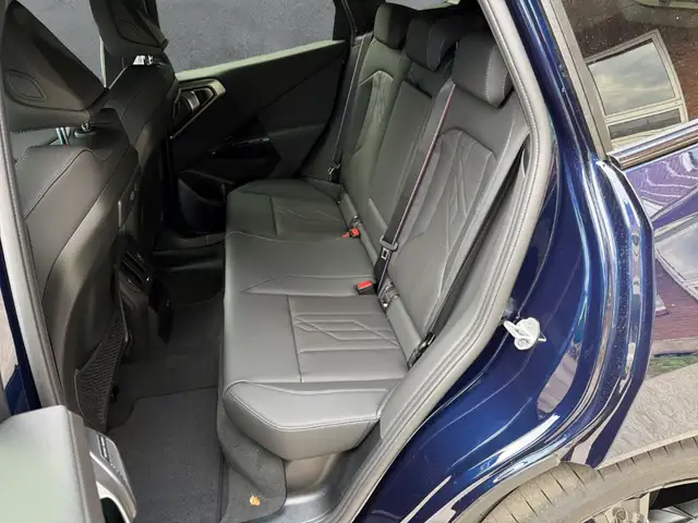 BMW X3 view 13