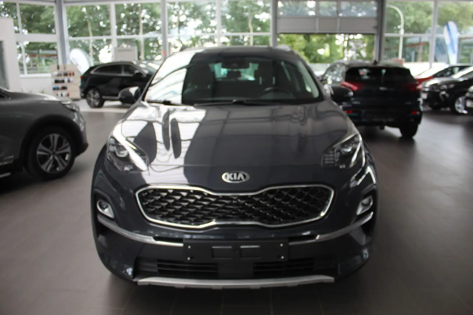 Kia Sportage 1.6 T-GDI Spirit Autom. (Technologie) Grau - 2