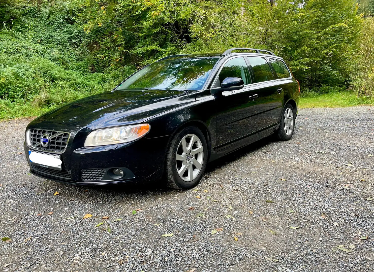 Volvo V70 V70 Diesel DRIVe Geartronic Powershift Momentum Schwarz - 2
