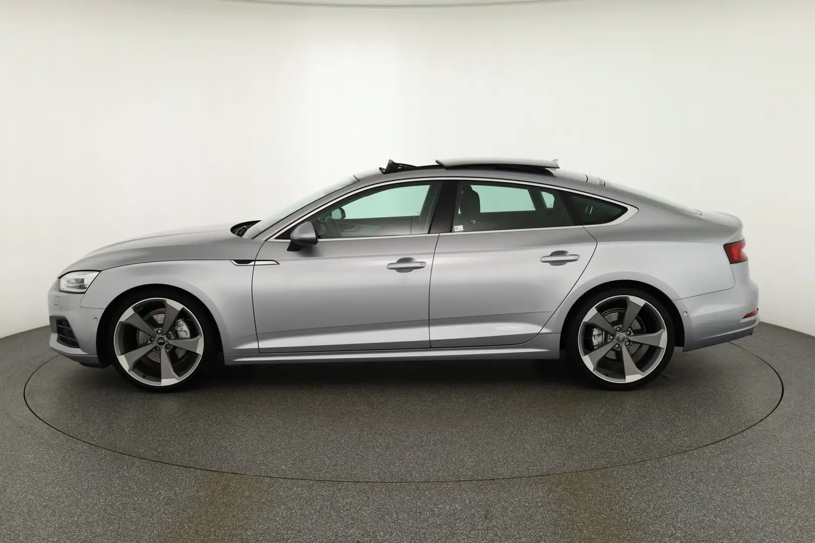 Audi A5 Sportback 40 TFSI S-Tronic Xenon Panorama B&O Argintiu - 2