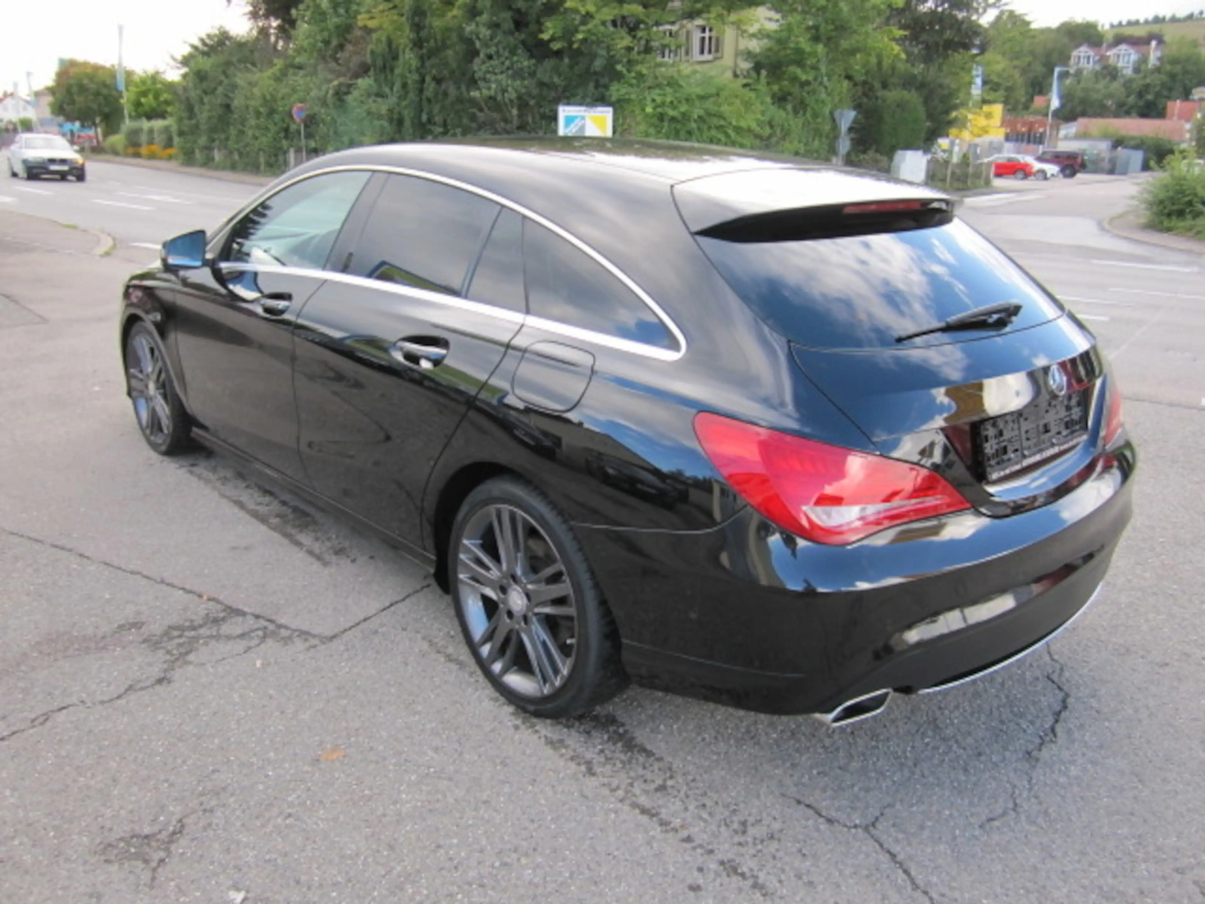 Mercedes-Benz CLA 220 Automatik ~ Leder ~ Navi ~ — photo 4