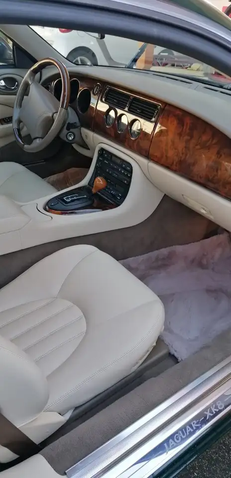 Jaguar XK8 Coupe 4.0, foto 4