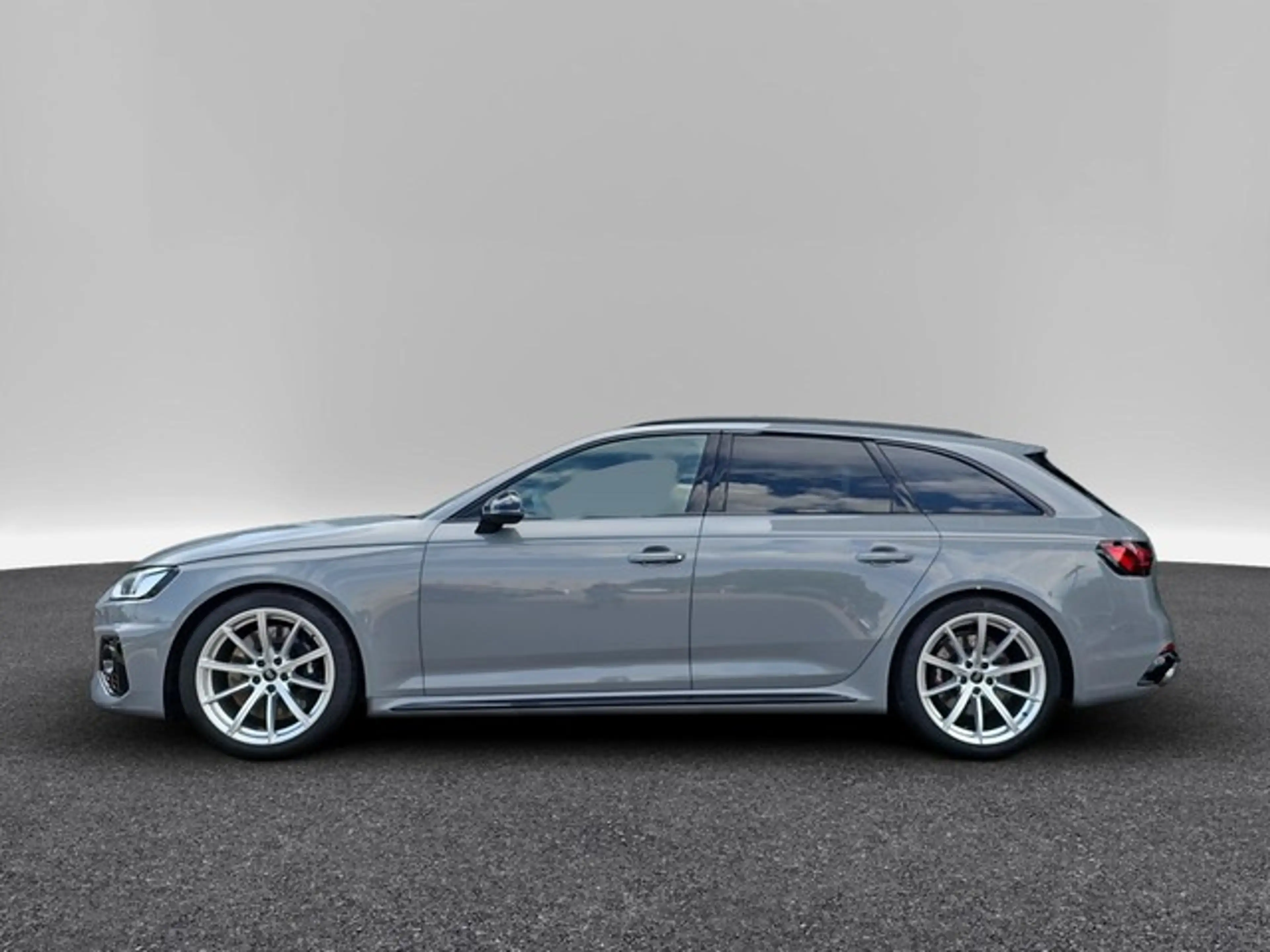 Audi RS4 RS 4 Avant 2.9 TFSI quattro Tiptronic Navi LED — photo 7
