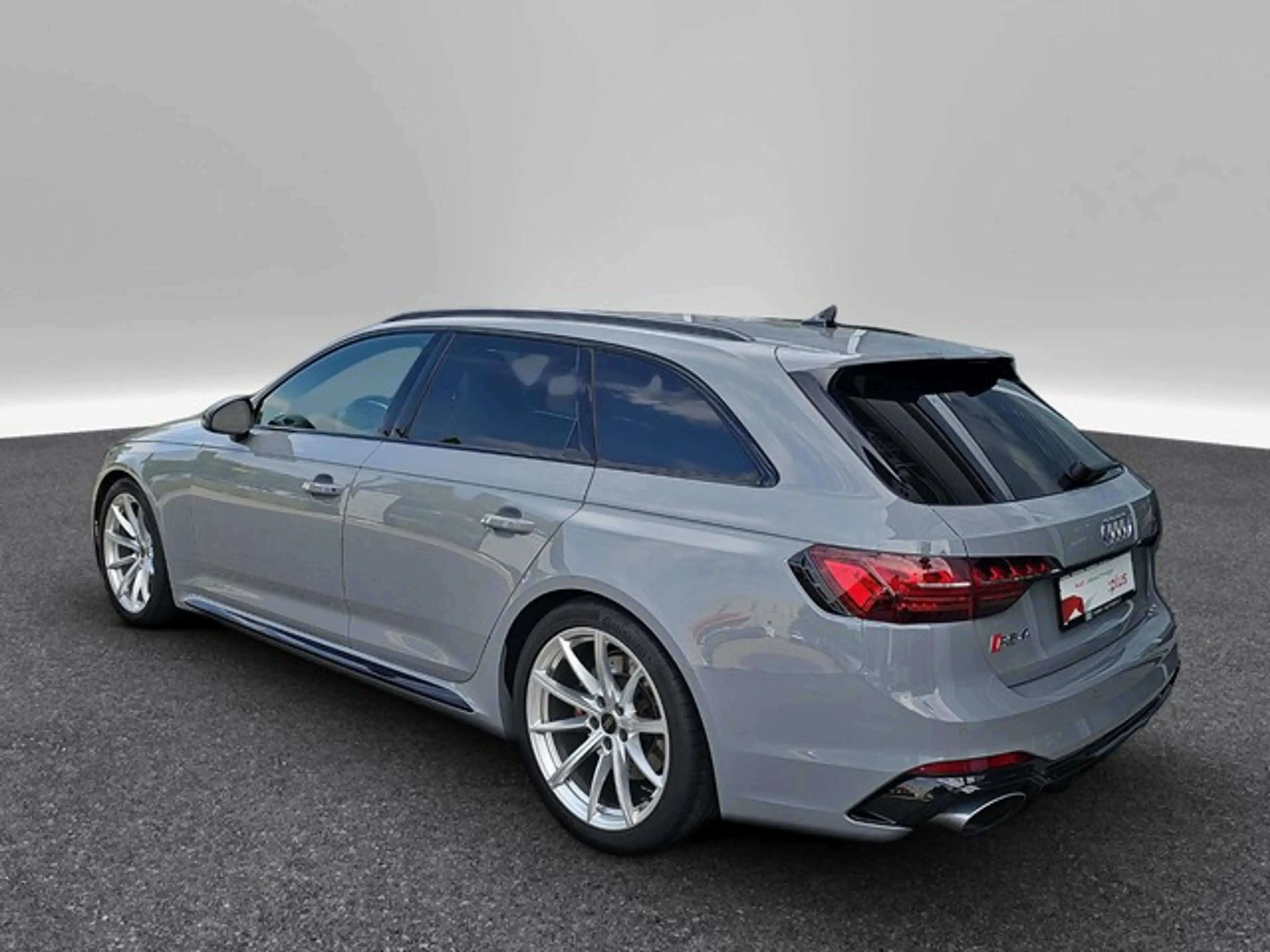 Audi RS4 RS 4 Avant 2.9 TFSI quattro Tiptronic Navi LED — photo 5