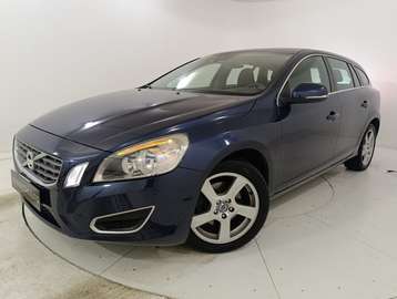 1.6 d2 (drive) Momentum Summun geartronic